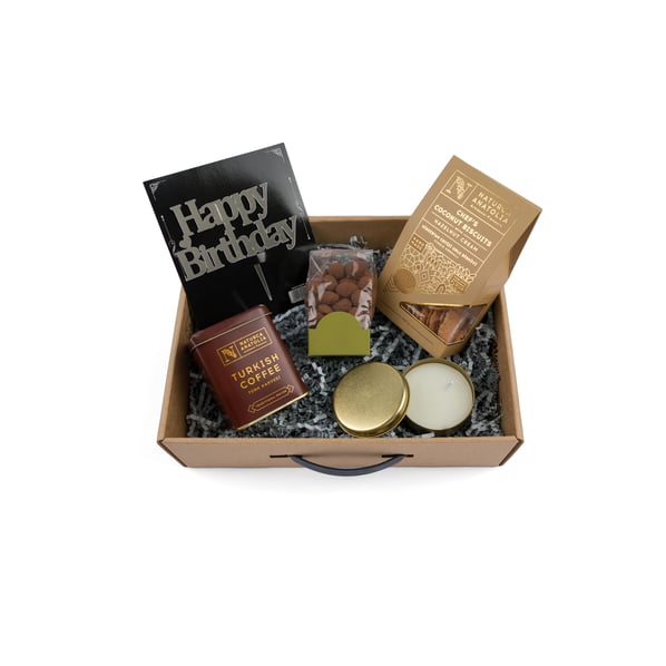 Doğum Günü Tatlı Lezzetler Seti Hediye Kutusu